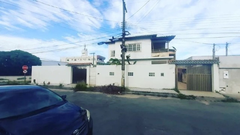 Imagem Casa com 5 Quartos à Venda, 372 m² em Itapebussu - Guarapari Imagem Casa com 5 Quartos à Venda, 372 m² em Itapebussu - Guarapari