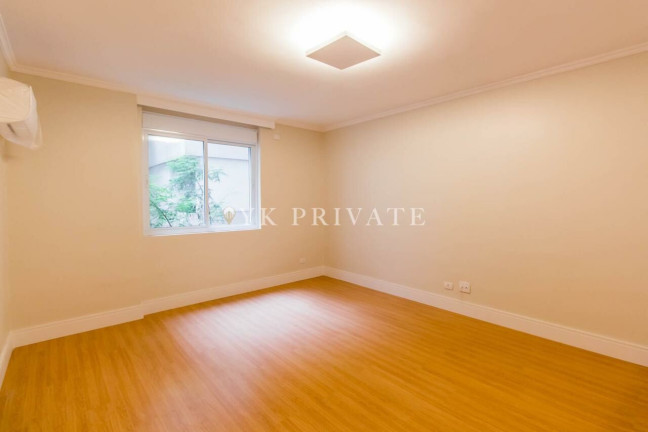 Imagem Apartamento com 2 Quartos à Venda, 215 m² em Jardim Paulista - São Paulo