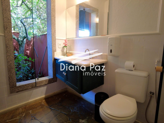 Imagem Casa com 6 Quartos à Venda, 280 m² em Manguinhos Imagem Casa com 6 Quartos à Venda, 280 m² em Manguinhos