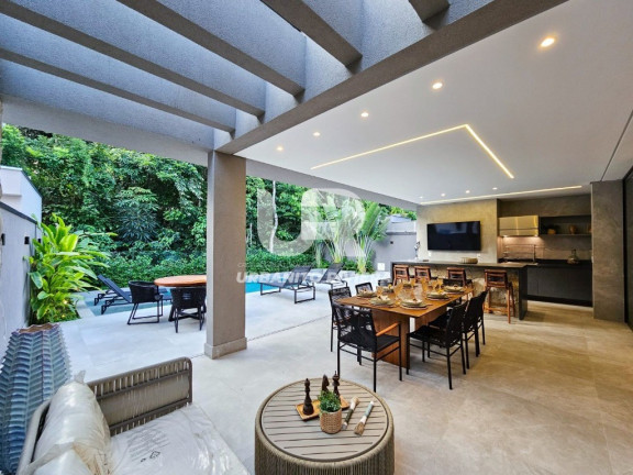 Imagem Casa com 6 Quartos à Venda, 380 m² em Riviera | Módulo 11 - Bertioga Imagem Casa com 6 Quartos à Venda, 380 m² em Riviera | Módulo 11 - Bertioga