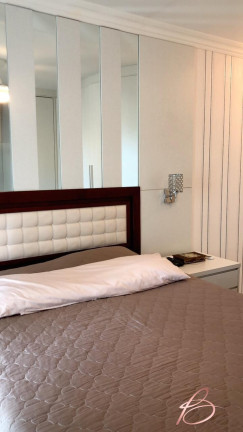 Imagem Apartamento com 3 Quartos à Venda,  em Centro - Balneário Camboriú
