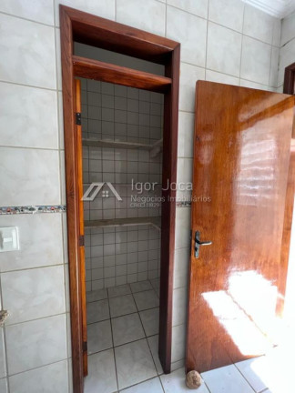 Imagem Casa com 4 Quartos à Venda, 315 m² em Sapiranga - Fortaleza Imagem Casa com 4 Quartos à Venda, 315 m² em Sapiranga - Fortaleza