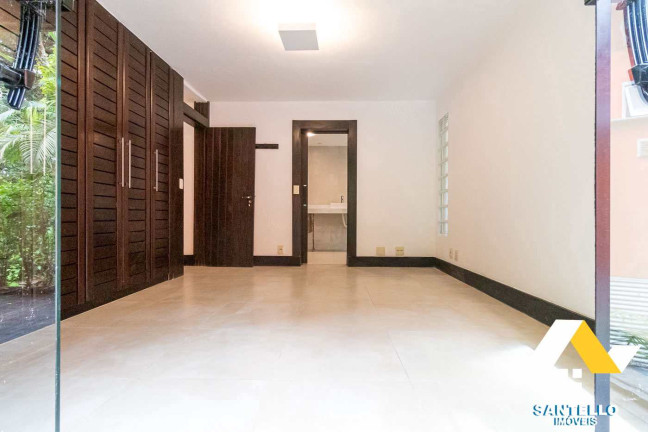 Imagem Casa com 5 Quartos à Venda, 384 m² em São Conrado - Rio De Janeiro Imagem Casa com 5 Quartos à Venda, 384 m² em São Conrado - Rio De Janeiro