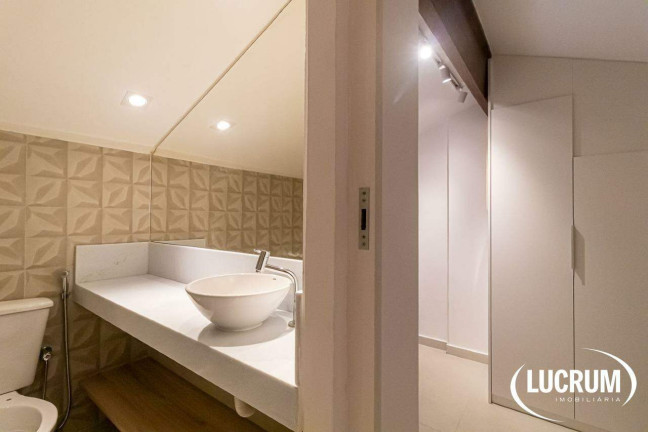 Imagem Apartamento com 2 Quartos à Venda, 68 m² em Copacabana - Rio De Janeiro Imagem Apartamento com 2 Quartos à Venda, 68 m² em Copacabana - Rio De Janeiro
