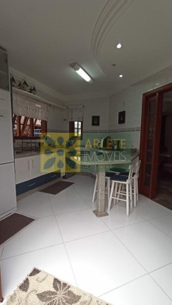 Imagem Casa com 3 Quartos à Venda, 335 m² em Canto Grande - Bombinhas Imagem Casa com 3 Quartos à Venda, 335 m² em Canto Grande - Bombinhas
