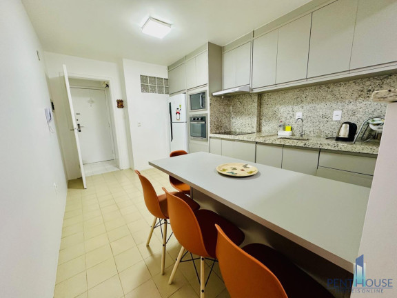 Imagem Apartamento com 2 Quartos à Venda, 90 m² em Centro - Balneário Camboriú
