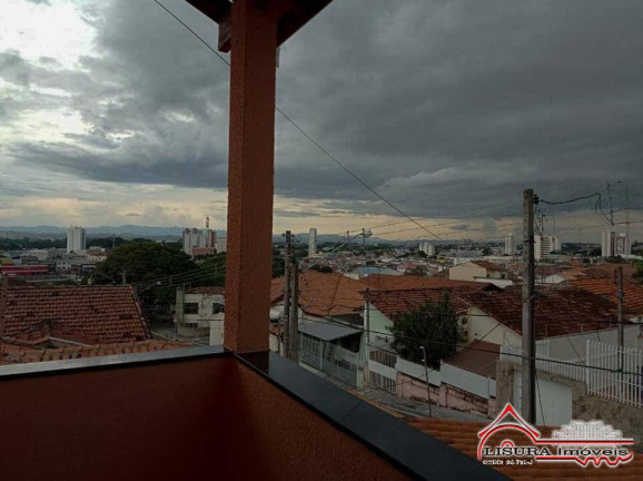 Imagem Casa com 3 Quartos à Venda, 110 m² em Centro - Jacareí Imagem Casa com 3 Quartos à Venda, 110 m² em Centro - Jacareí