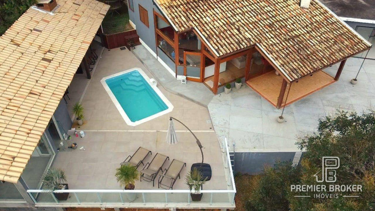 Imagem Casa com 4 Quartos à Venda, 600 m² em Quebra Frascos - Teresópolis