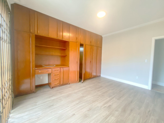Imagem Casa com 3 Quartos à Venda, 320 m² em Coqueiros - Florianópolis
