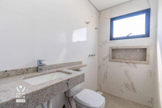 Imagem Sobrado com 3 Quartos à Venda, 101 m² em Bairro Alto - Curitiba