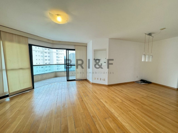 Apartamento com 3 Quartos para Alugar, 126 m² em Santo Amaro - São Paulo
