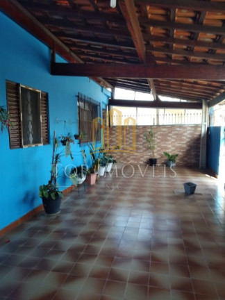 Imagem Casa com 3 Quartos à Venda, 400 m² em Santana - São José Dos Campos Imagem Casa com 3 Quartos à Venda, 400 m² em Santana - São José Dos Campos