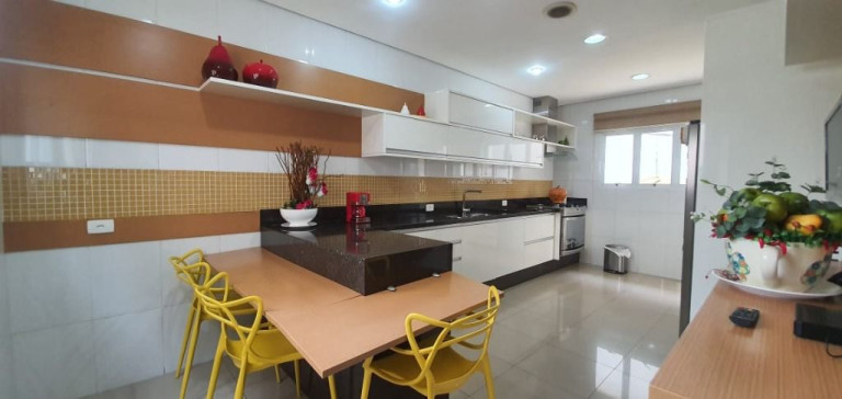 Imagem Sobrado com 3 Quartos à Venda, 400 m² em Parque Renato Maia - Guarulhos Imagem Sobrado com 3 Quartos à Venda, 400 m² em Parque Renato Maia - Guarulhos