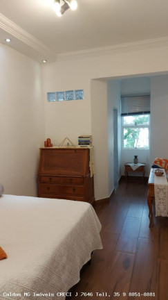 Imagem Casa com 7 Quartos à Venda, 420 m² em Floresta - Belo Horizonte Imagem Casa com 7 Quartos à Venda, 420 m² em Floresta - Belo Horizonte