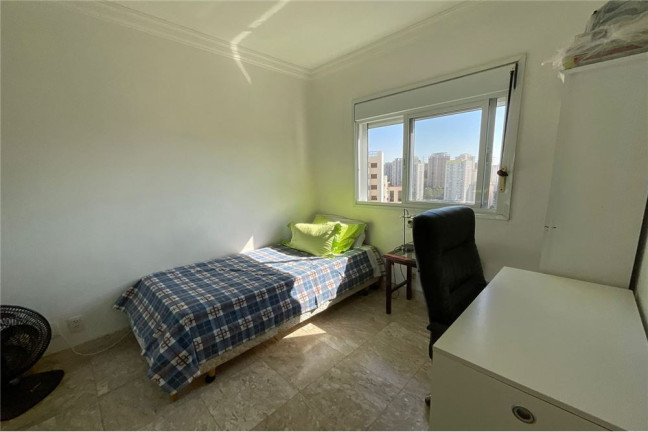 Imagem Imóvel com 3 Quartos à Venda, em Vila Andrade - São Paulo Imagem Imóvel com 3 Quartos à Venda, em Vila Andrade - São Paulo