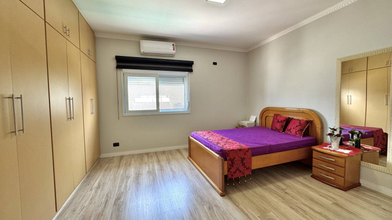 Imagem Casa com 4 Quartos à Venda, 304 m² em Alphaville - Santana De Parnaíba Imagem Casa com 4 Quartos à Venda, 304 m² em Alphaville - Santana De Parnaíba