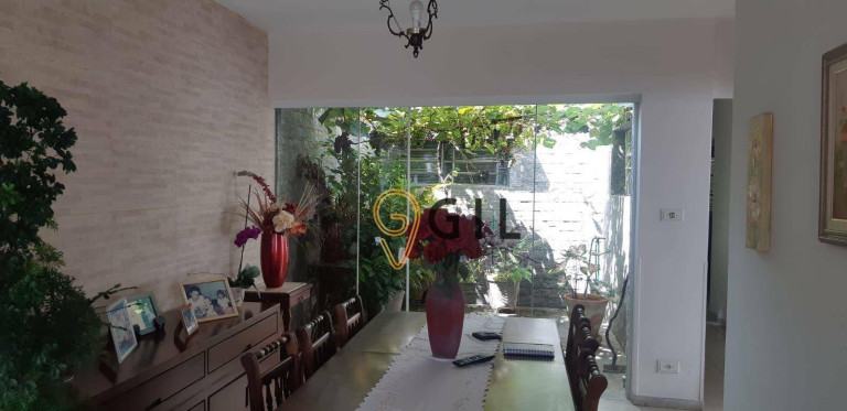 Imagem Sobrado com 4 Quartos à Venda, 220 m² em Vila Pinheiro - Jacareí Imagem Sobrado com 4 Quartos à Venda, 220 m² em Vila Pinheiro - Jacareí