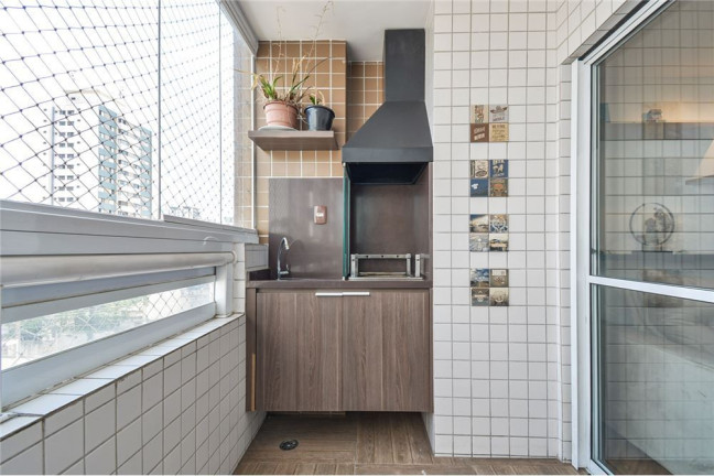 Imagem Imóvel com 3 Quartos à Venda, em Vila Gumercindo - São Paulo Imagem Imóvel com 3 Quartos à Venda, em Vila Gumercindo - São Paulo