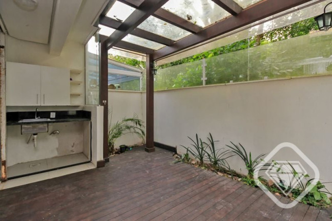 Imagem Casa com 3 Quartos à Venda, 178 m² em Ipanema - Porto Alegre Imagem Casa com 3 Quartos à Venda, 178 m² em Ipanema - Porto Alegre