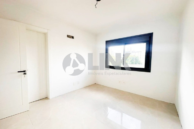 Imagem Apartamento com 3 Quartos à Venda, 117 m² em Petrópolis - Porto Alegre Imagem Apartamento com 3 Quartos à Venda, 117 m² em Petrópolis - Porto Alegre