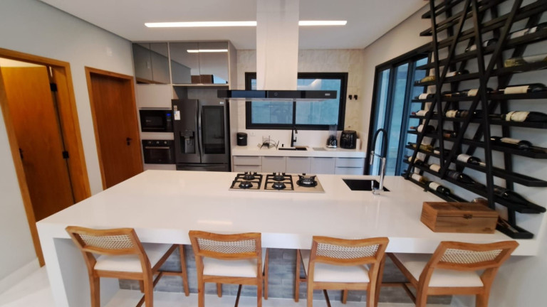 Imagem Sobrado com 4 Quartos à Venda, 269 m² em Urbanova - São José Dos Campos