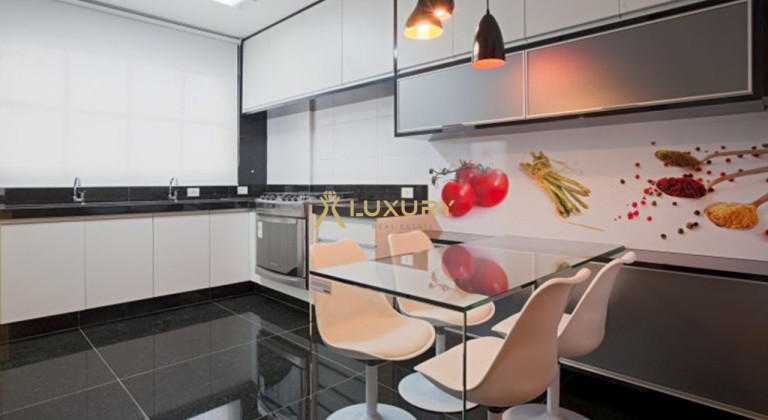 Imagem Imóvel com 4 Quartos à Venda, 215 m² em Vila Da Serra - Nova Lima Imagem Imóvel com 4 Quartos à Venda, 215 m² em Vila Da Serra - Nova Lima
