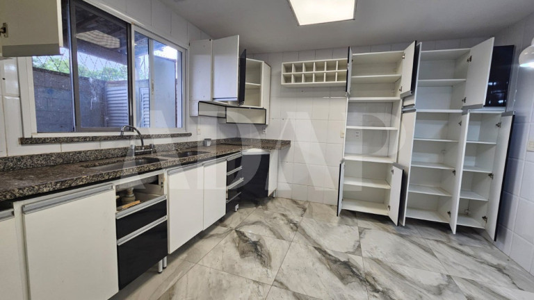 Imagem Casa com 3 Quartos à Venda, 160 m² em Vargem Pequena - Rio De Janeiro