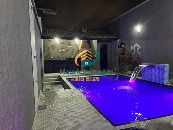 Imagem Casa com 2 Quartos à Venda, 48 m² em Maracanã - Praia Grande Imagem Casa com 2 Quartos à Venda, 48 m² em Maracanã - Praia Grande