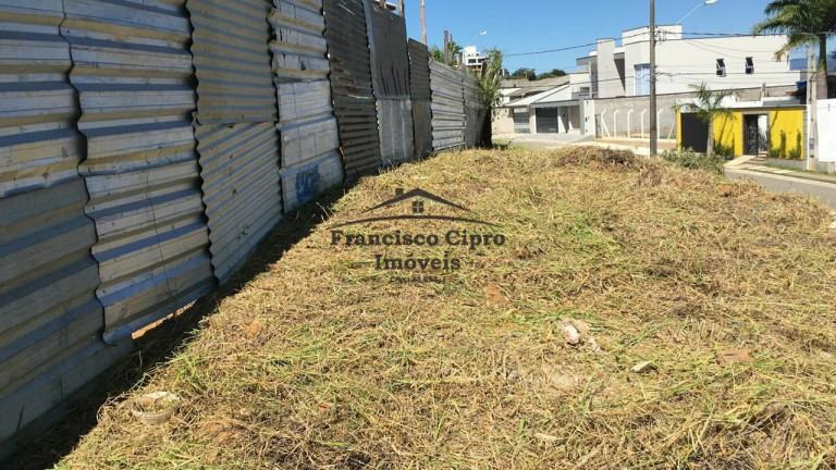 Imagem Terreno à Venda, 431 m² em Village Santana - Guaratinguetá Imagem Terreno à Venda, 431 m² em Village Santana - Guaratinguetá