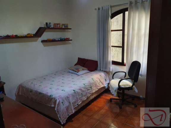 Imagem Sobrado com 5 Quartos à Venda, 242 m² em Vila Curuçá - Santo André