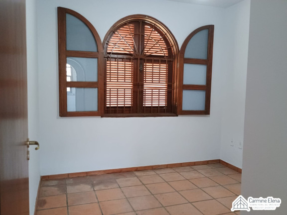 Imagem Casa com 6 Quartos para Alugar, 15 m² em Centro - Ubatuba