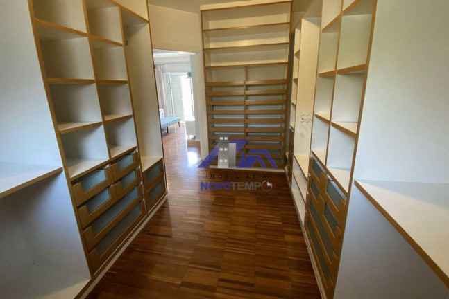Imagem Sobrado com 4 Quartos à Venda, 467 m² em  Alphaville - Santana De Parnaíba