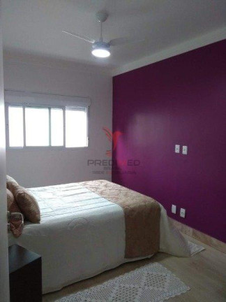 Imagem Casa com 3 Quartos à Venda, 400 m² em Vila Oliveira - Mogi Das Cruzes Imagem Casa com 3 Quartos à Venda, 400 m² em Vila Oliveira - Mogi Das Cruzes