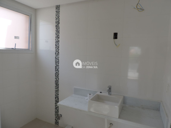 Imagem Casa com 3 Quartos à Venda, 154 m²