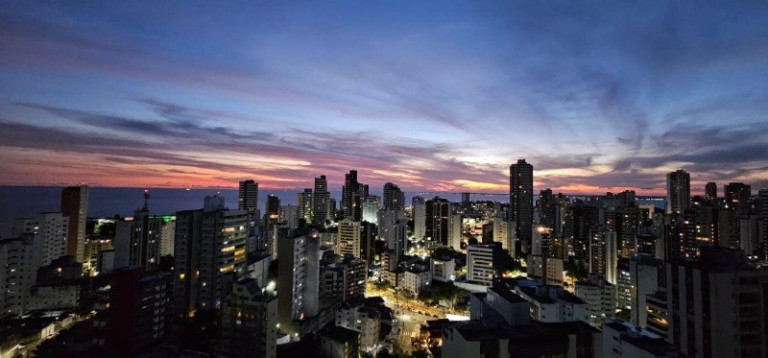 Imagem Imóvel com 4 Quartos à Venda, 162 m² em Jardim Apipema - Salvador Imagem Imóvel com 4 Quartos à Venda, 162 m² em Jardim Apipema - Salvador