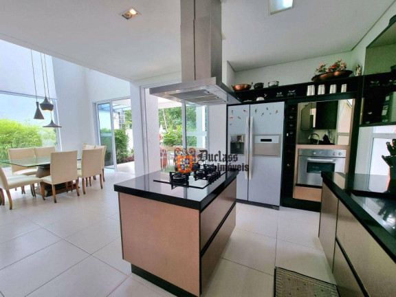 Imagem Sobrado com 4 Quartos à Venda, 283 m² em Riviera De São Lourenço - Bertioga Imagem Sobrado com 4 Quartos à Venda, 283 m² em Riviera De São Lourenço - Bertioga
