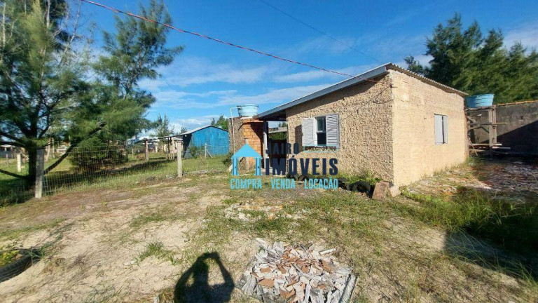 Imagem Casa com 1 Quarto à Venda, 40 m² em Magistério - Balneário Pinhal Imagem Casa com 1 Quarto à Venda, 40 m² em Magistério - Balneário Pinhal