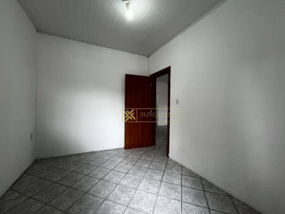 Imagem Casa com 3 Quartos à Venda, 250 m² em Canto - Florianópolis Imagem Casa com 3 Quartos à Venda, 250 m² em Canto - Florianópolis