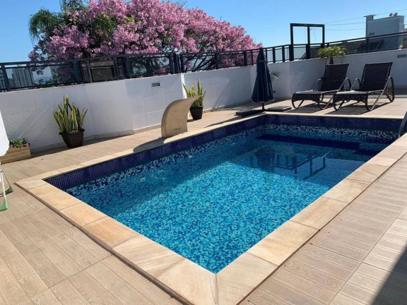 Imagem Cobertura com 3 Quartos à Venda, 245 m² em Estreito - Florianópolis