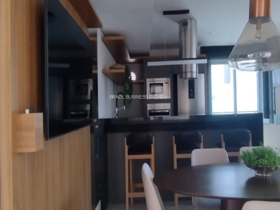 Imagem Imóvel com 3 Quartos à Venda, 112 m² em Centro - Balneário Camboriú Imagem Imóvel com 3 Quartos à Venda, 112 m² em Centro - Balneário Camboriú