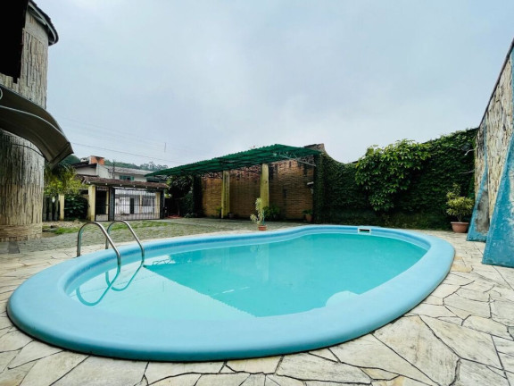 Imagem Casa com 5 Quartos à Venda, 240 m² em Itoupava Central - Blumenau Imagem Casa com 5 Quartos à Venda, 240 m² em Itoupava Central - Blumenau