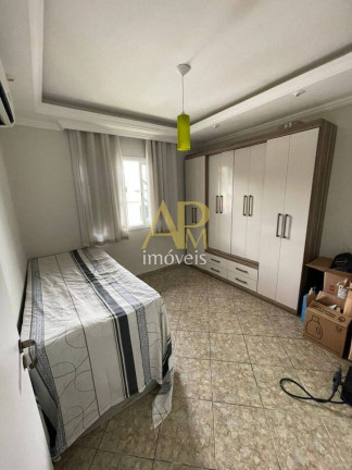 Imagem Casa com 3 Quartos à Venda, 130 m² em Pedra Branca - Palhoça Imagem Casa com 3 Quartos à Venda, 130 m² em Pedra Branca - Palhoça