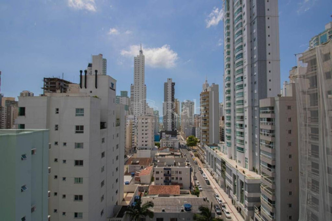 Apartamento com 3 Quartos à Venda, 130 m² em Centro - Balneário Camboriú