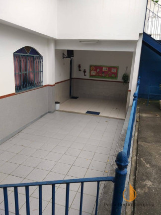 Imagem Casa com 3 Quartos à Venda, 350 m² em Barro Vermelho - São Gonçalo Imagem Casa com 3 Quartos à Venda, 350 m² em Barro Vermelho - São Gonçalo