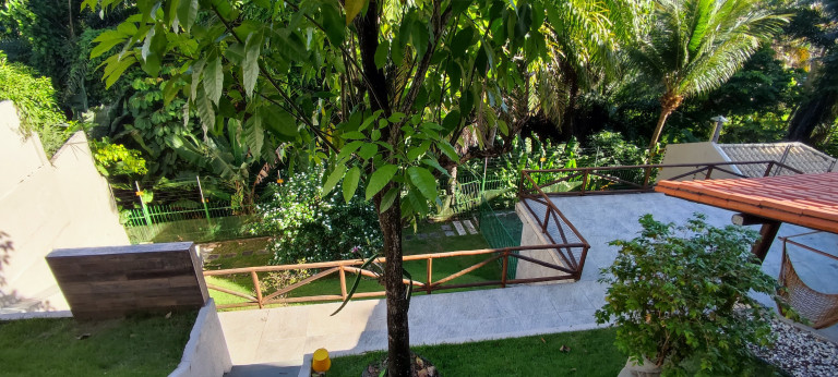 Imagem Casa com 5 Quartos à Venda, 218 m² em Estrada Do Coco - Lauro De Freitas Imagem Casa com 5 Quartos à Venda, 218 m² em Estrada Do Coco - Lauro De Freitas