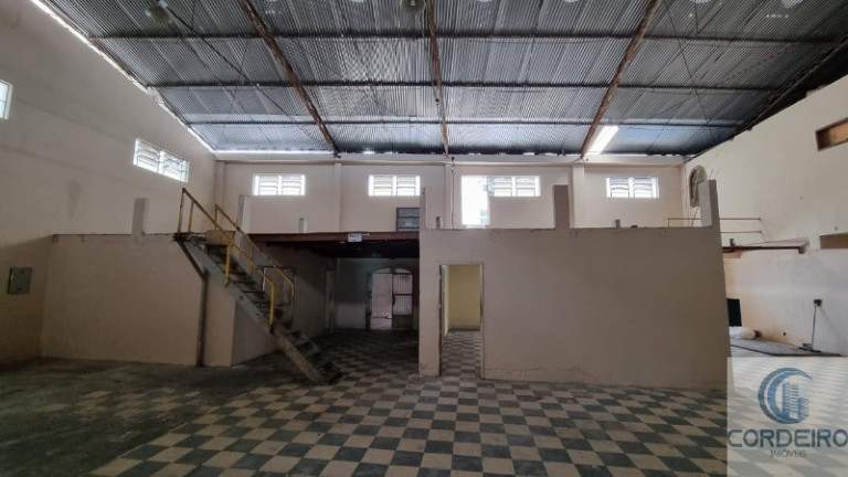 Imagem Imóvel para Alugar, 640 m² em Jardim Vinte E Cinco De Agosto - Duque De Caxias