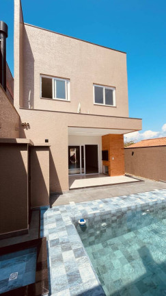 Imagem Sobrado com 3 Quartos à Venda, 130 m² em Centro - Barra Velha Imagem Sobrado com 3 Quartos à Venda, 130 m² em Centro - Barra Velha