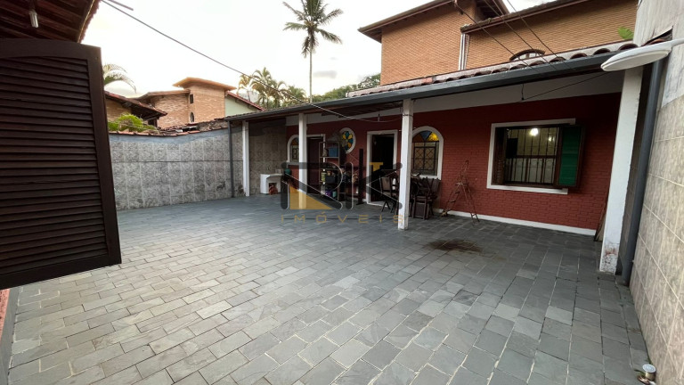 Imagem Casa com 3 Quartos à Venda, 134 m² em Barra Da Lagoa - Ubatuba Imagem Casa com 3 Quartos à Venda, 134 m² em Barra Da Lagoa - Ubatuba