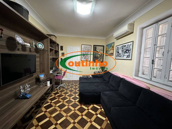 Imagem Casa com 4 Quartos à Venda, 200 m² em Tijuca - Rio De Janeiro Imagem Casa com 4 Quartos à Venda, 200 m² em Tijuca - Rio De Janeiro