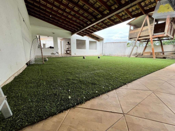 Imagem Casa com 2 Quartos à Venda, 120 m² em Goiabal - Pindamonhangaba